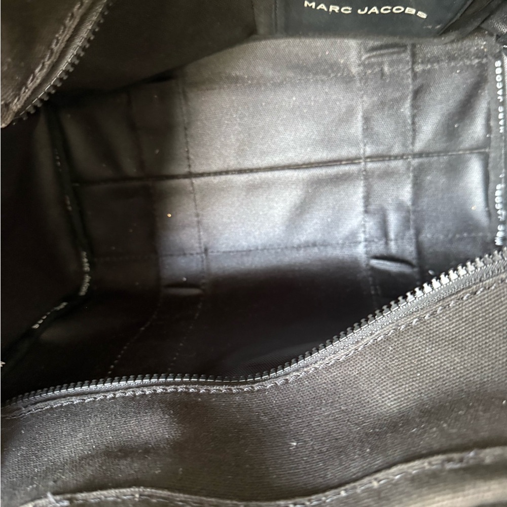 Marc Jacobs Black Canvas Tote💕 - Picture 4 of 5
